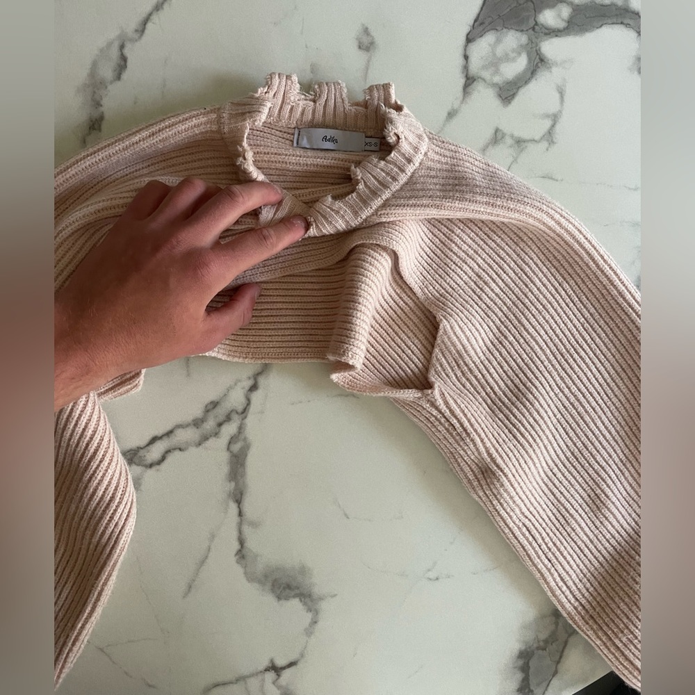 Adika sweater top!!